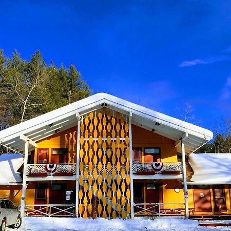 Snowdon Chalet Motel Londonderry Buitenkant foto