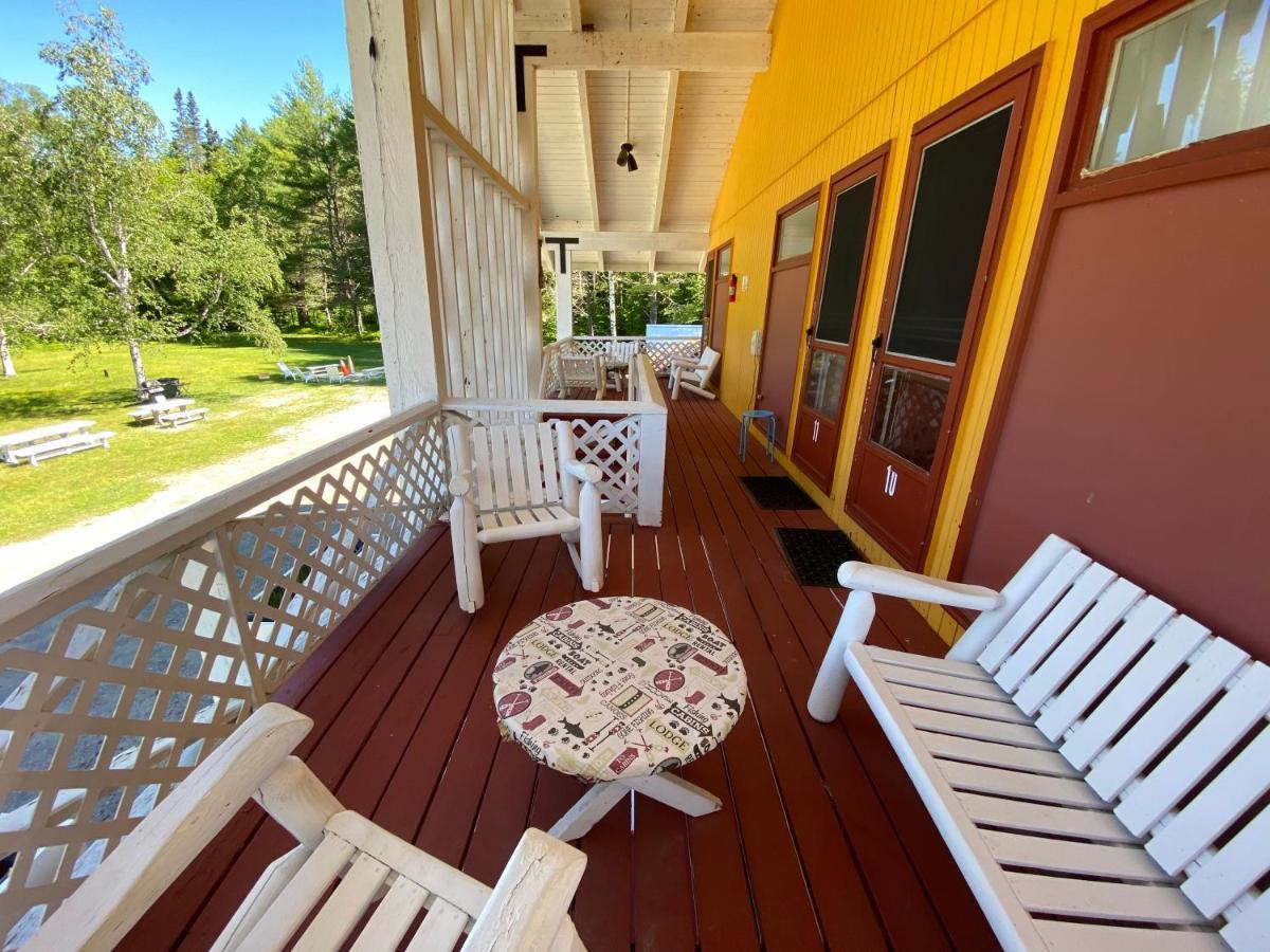 Snowdon Chalet Motel Londonderry Buitenkant foto