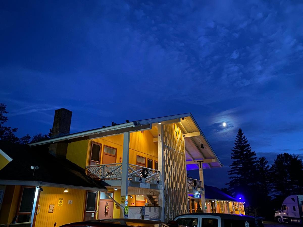 Snowdon Chalet Motel Londonderry Buitenkant foto